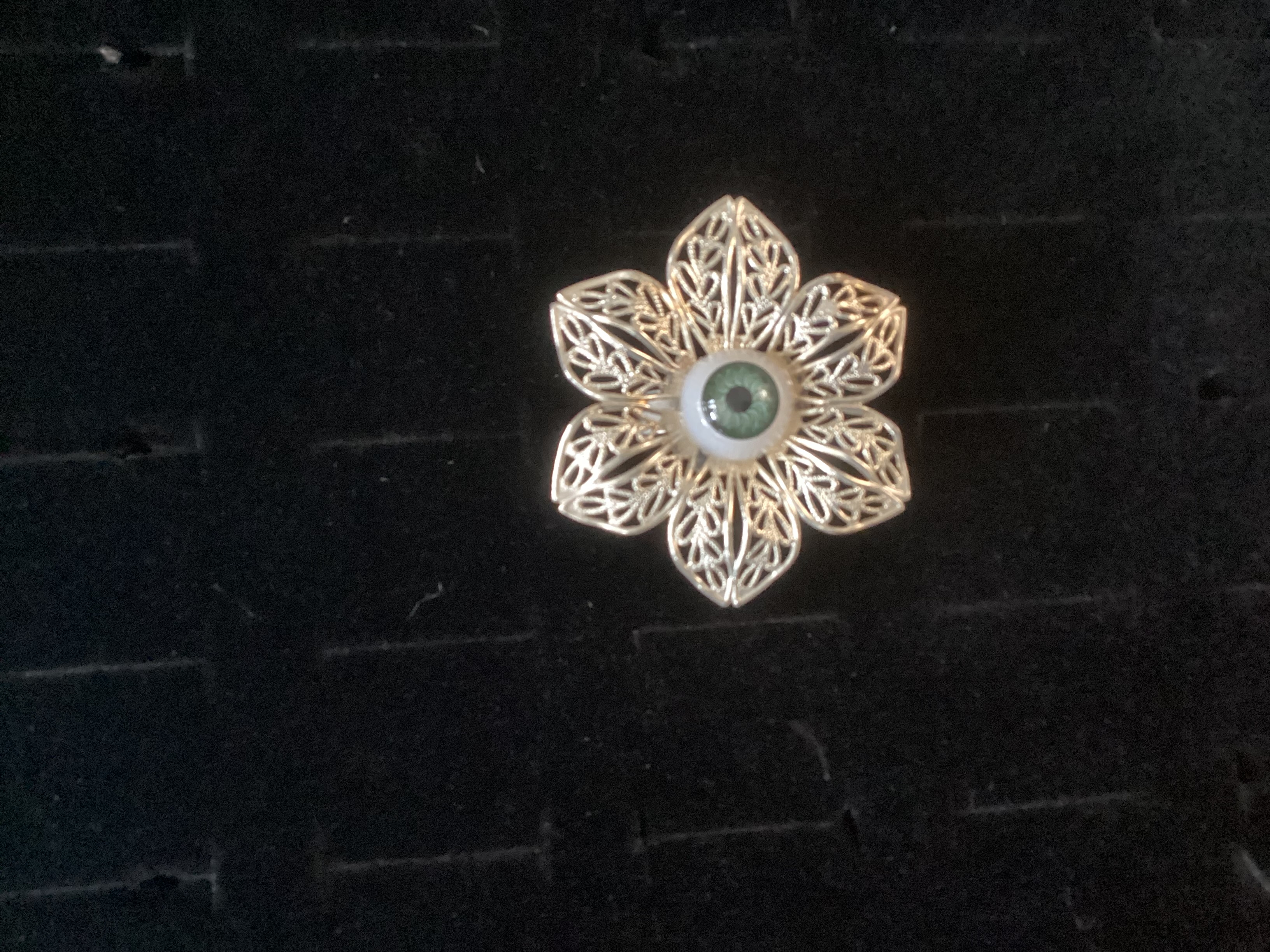 Green Flower Eye Ring